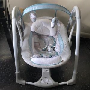 Baby swing